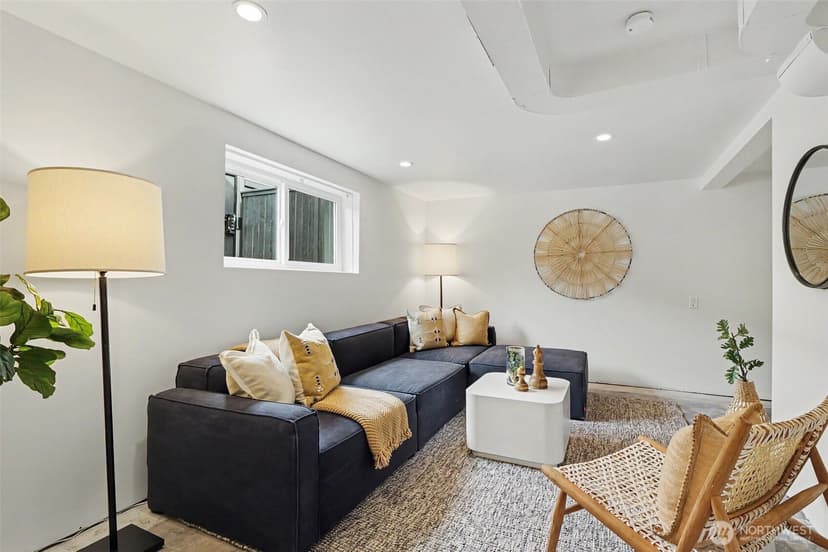 Property photo for 1111 N 76th Street #1, Seattle photo 16