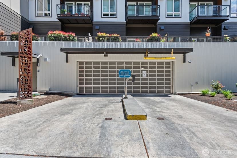 Property photo for 11903 NE 128th Street #610, Kirkland photo 23