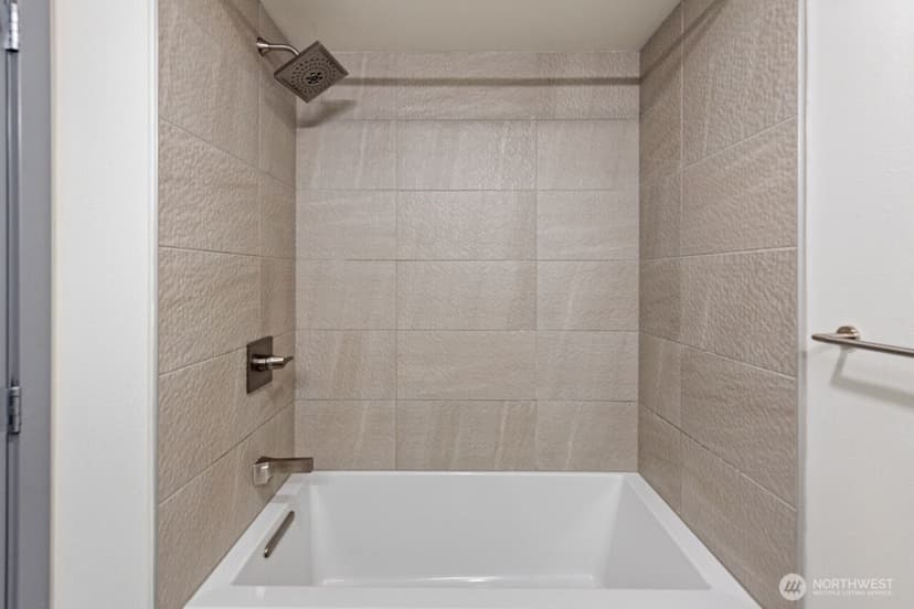 Property photo for 11903 NE 128th Street #610, Kirkland photo 12