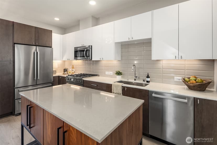 Property photo for 1644 B 20th Avenue, Seattle photo 11