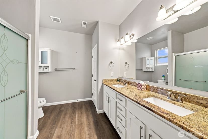 Property photo for 19220 Village Court E, Bonney Lake photo 19
