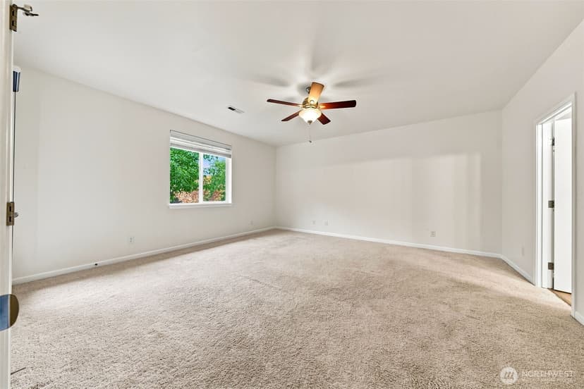 Property photo for 19220 Village Court E, Bonney Lake photo 16