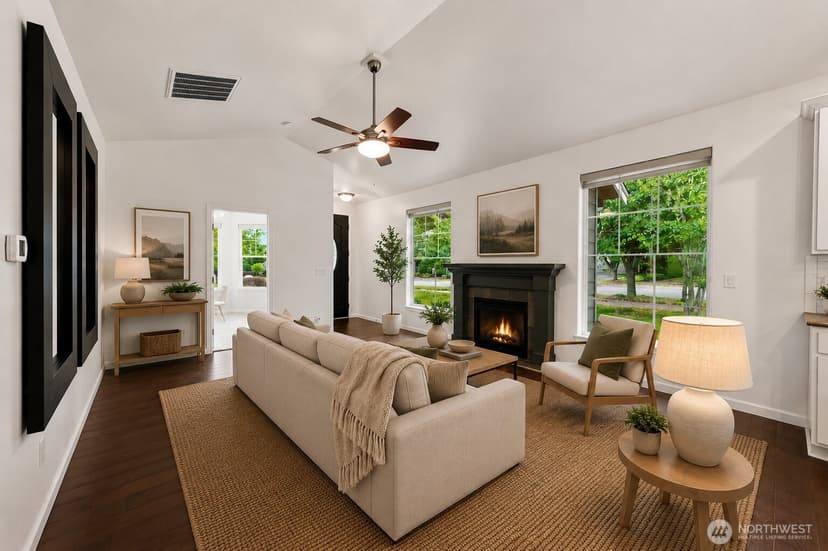 Property photo for 19220 Village Court E, Bonney Lake photo 6