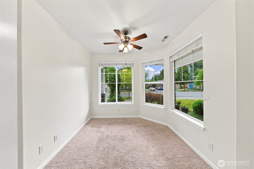 Property photo for 19220 Village Court E, Bonney Lake photo 11