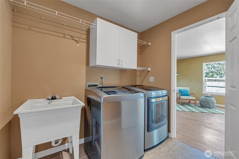 Property photo for 2052 NE Marina Vista Court, Poulsbo photo 18