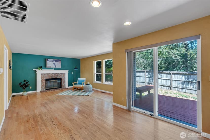 Property photo for 2052 NE Marina Vista Court, Poulsbo photo 15