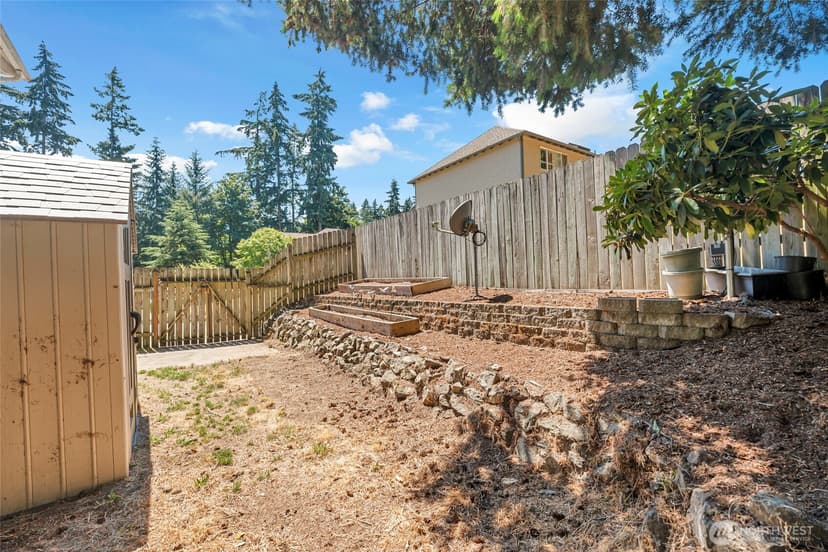 Property photo for 2052 NE Marina Vista Court, Poulsbo photo 37