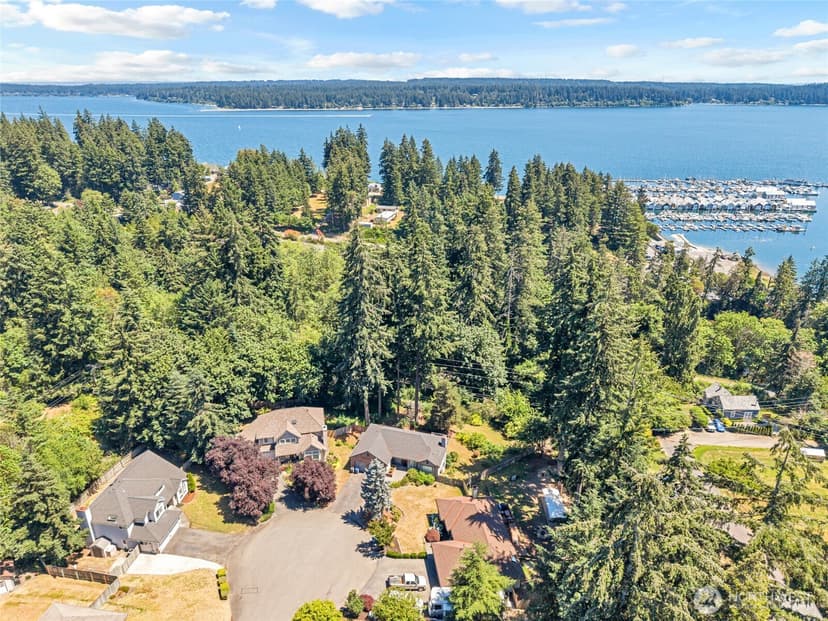 Property photo for 2052 NE Marina Vista Court, Poulsbo photo 40