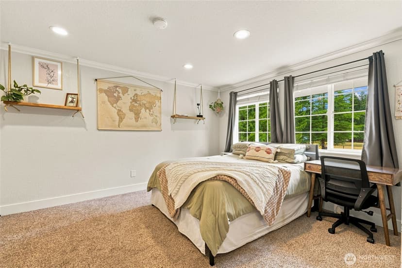 Property photo for 23224 37th Avenue NE, Arlington photo 15