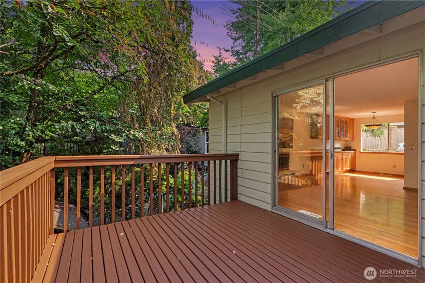 Property photo for 11617 7th Avenue SW, Seattle photo 2