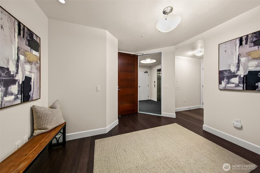Property photo for 1920 4th Avenue #908, Seattle photo 8