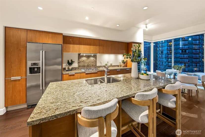 Property photo for 1920 4th Avenue #908, Seattle photo 13