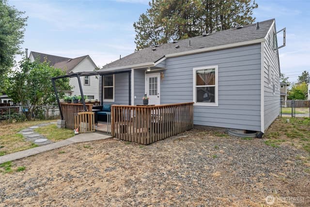 Property photo for 4811 S K Street, Tacoma photo 3