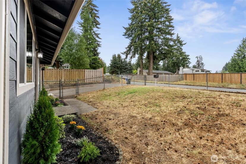 Property photo for 2113 E 68th Street, Tacoma photo 15