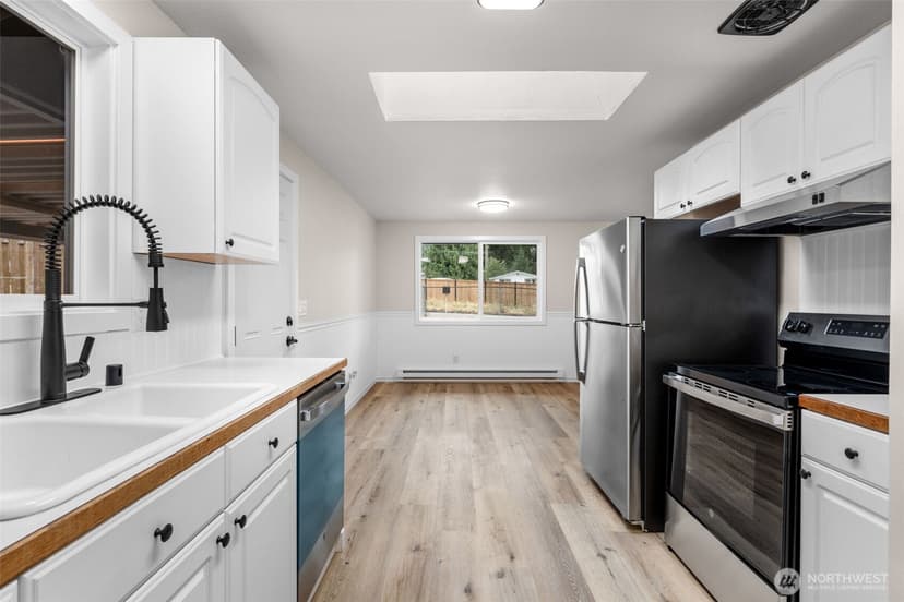 Property photo for 2113 E 68th Street, Tacoma photo 6