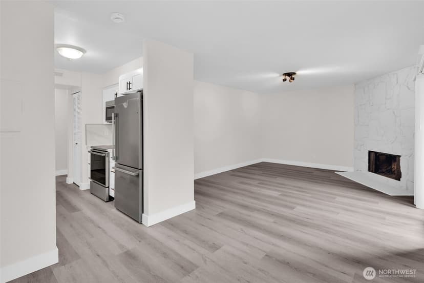 Property photo for 12520 NE 145th Terrace #E33, Kirkland photo 9