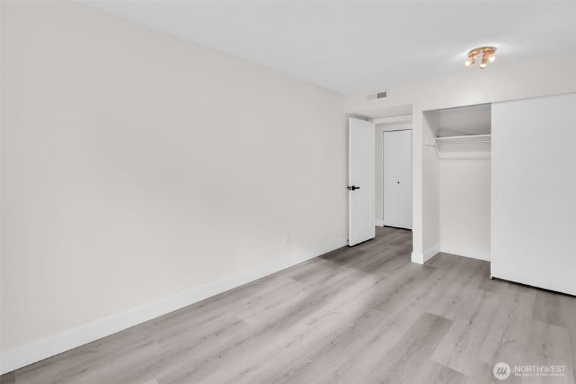 Property photo for 12520 NE 145th Terrace #E33, Kirkland photo 23