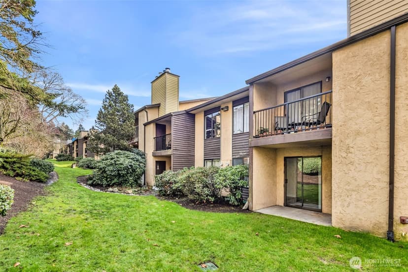 Property photo for 12520 NE 145th Terrace #E33, Kirkland photo 16