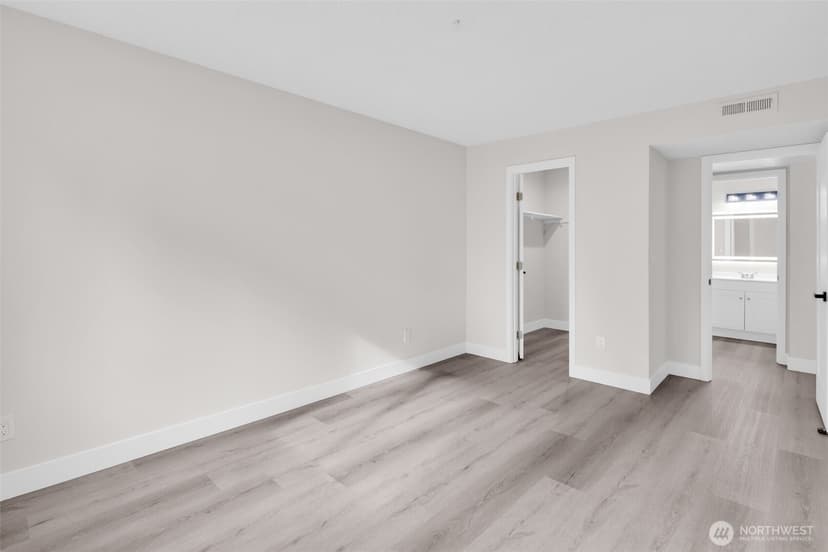 Property photo for 12520 NE 145th Terrace #E33, Kirkland photo 28