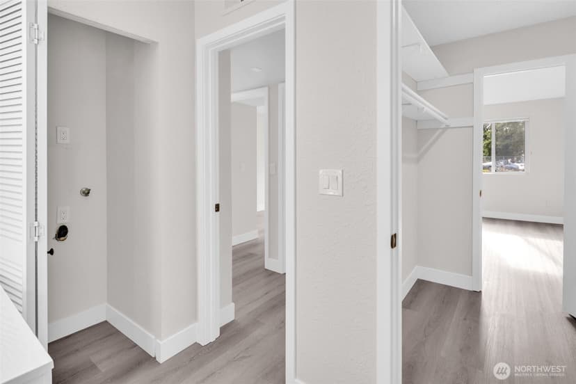 Property photo for 12520 NE 145th Terrace #E33, Kirkland photo 27