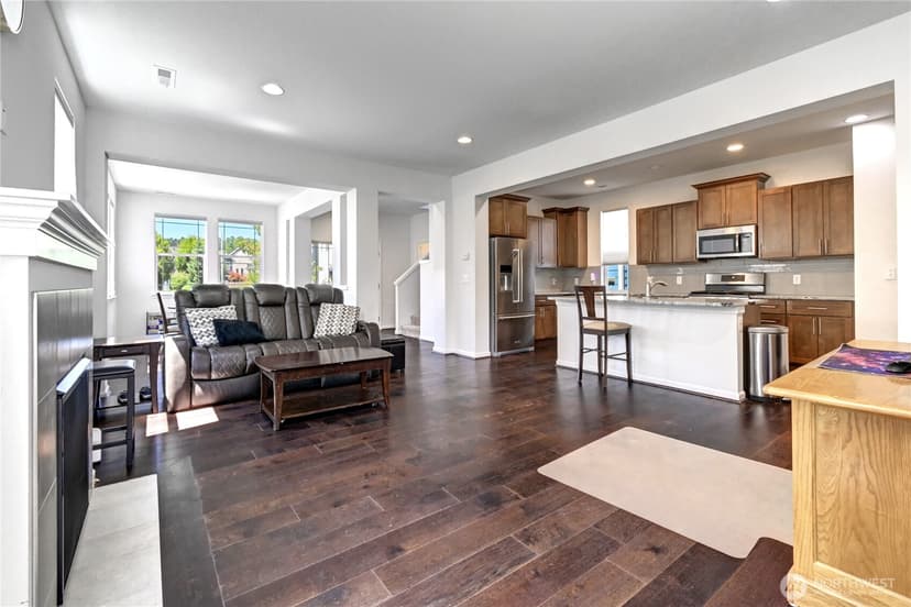 Property photo for 4523 Riverfront Boulevard, Everett photo 6