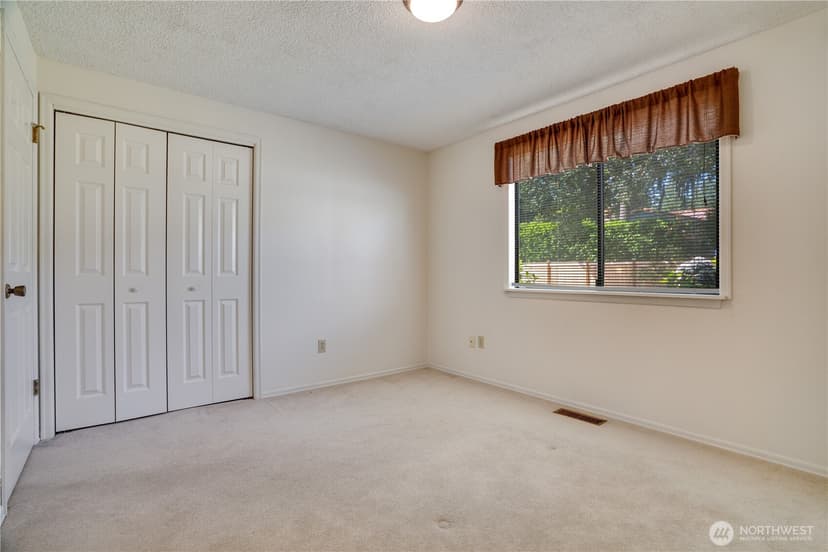 Property photo for 4504 72nd Avenue Ct W, University Place photo 21