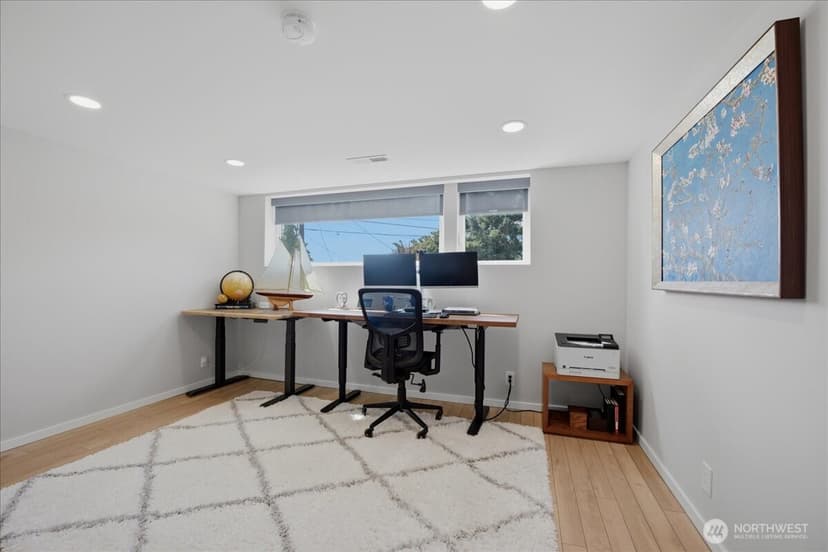 Property photo for 2568 13th Avenue W, Seattle photo 24