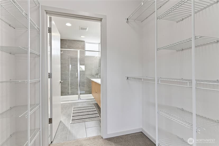 Property photo for 1735 27th Avenue, Seattle photo 16