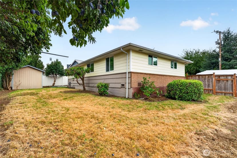 Property photo for 11618 Roseberg Avenue S, Seattle photo 22