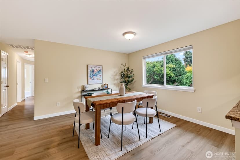 Property photo for 11618 Roseberg Avenue S, Seattle photo 9