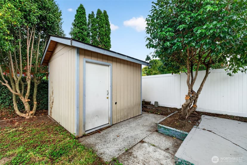 Property photo for 11618 Roseberg Avenue S, Seattle photo 24