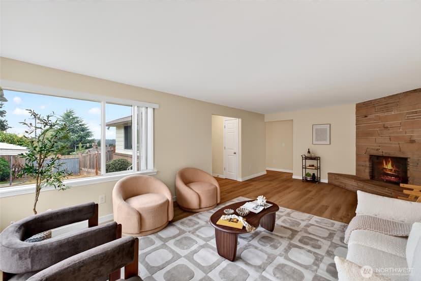 Property photo for 11618 Roseberg Avenue S, Seattle photo 4