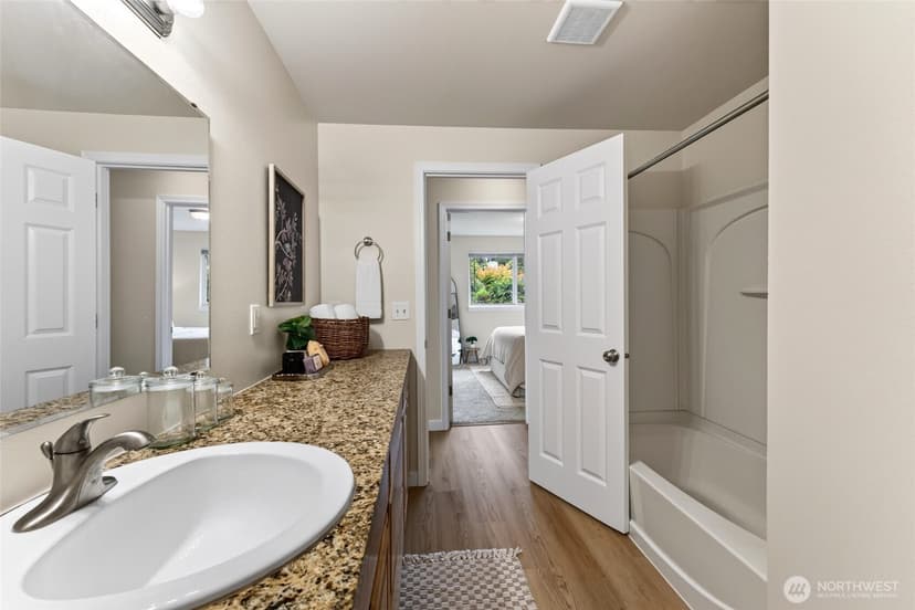 Property photo for 11618 Roseberg Avenue S, Seattle photo 18