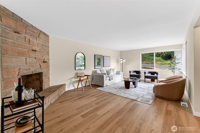 Property photo for 11618 Roseberg Avenue S, Seattle photo 6