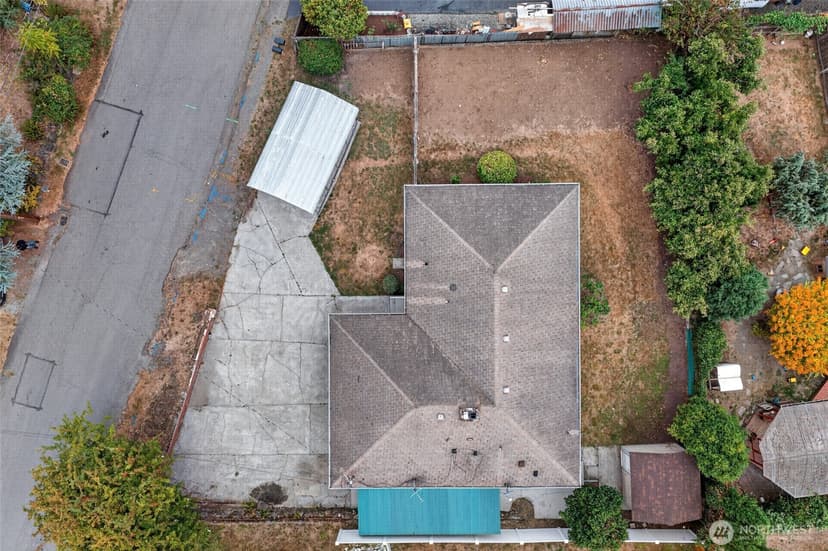 Property photo for 11618 Roseberg Avenue S, Seattle photo 26