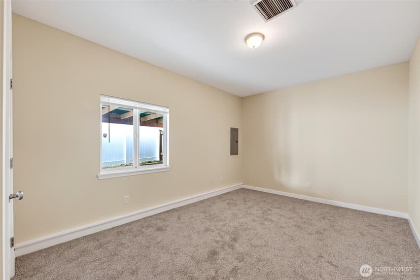 Property photo for 11618 Roseberg Avenue S, Seattle photo 20
