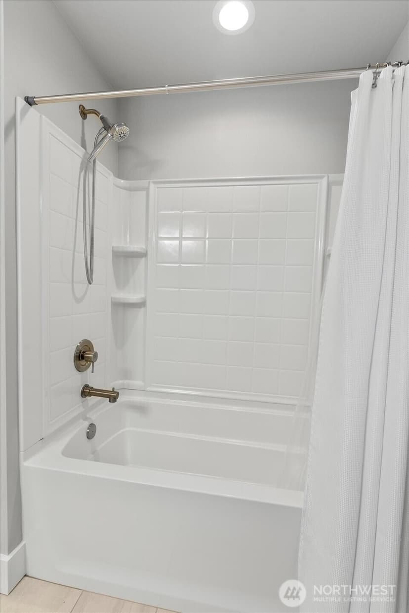 Property photo for 15111 Manor Way, Lynnwood photo 35