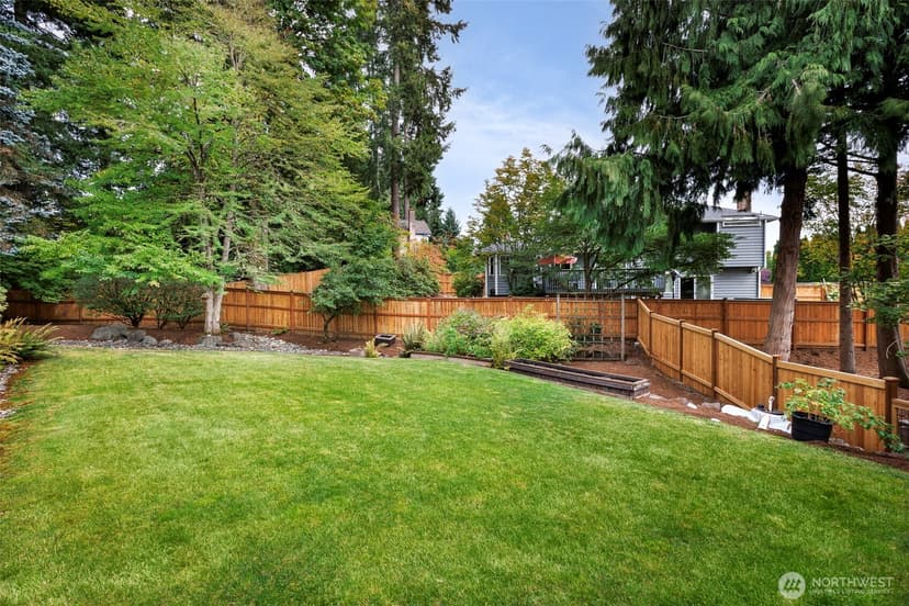 Property photo for 2341 219th Place SW, Brier photo 25