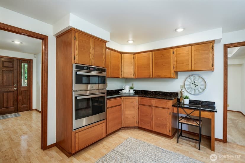 Property photo for 2341 219th Place SW, Brier photo 8