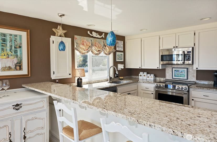 Property photo for 3795 Bells Lane, Langley photo 11