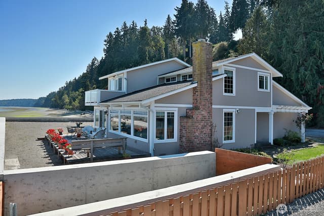 Property photo for 3795 Bells Lane, Langley photo 2