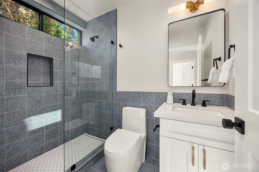 Property photo for 2316 S Forest Street, Seattle photo 13