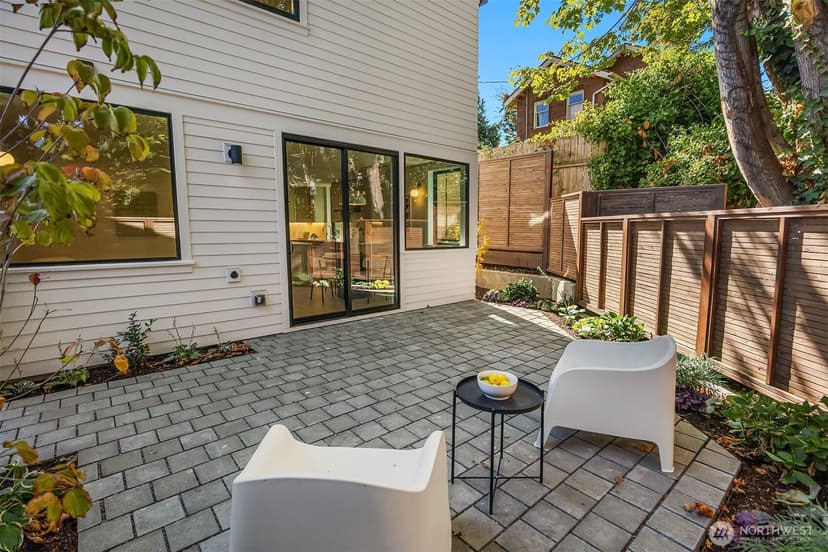 Property photo for 2316 S Forest Street, Seattle photo 22