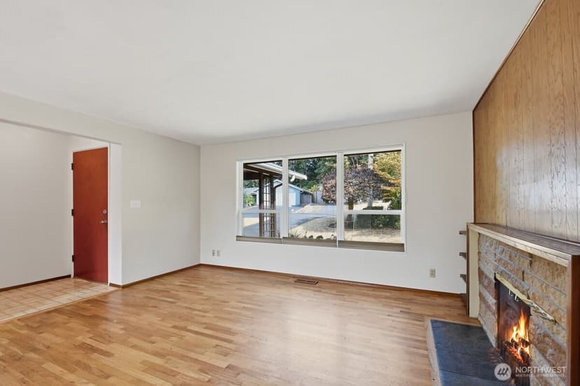 Property photo for 3815 S 179th Street, SeaTac photo 5