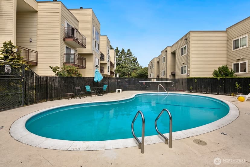 Property photo for 5844 NE 75th Street #A102, Seattle photo 21