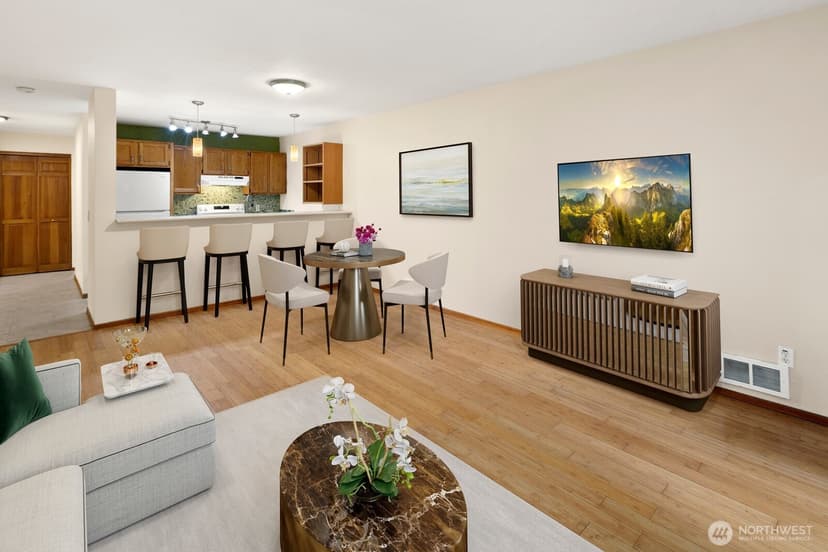 Property photo for 5844 NE 75th Street #A102, Seattle photo 2