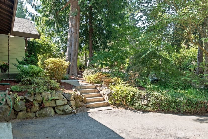 Property photo for 20315 Marine View Drive SW, Normandy Park photo 31