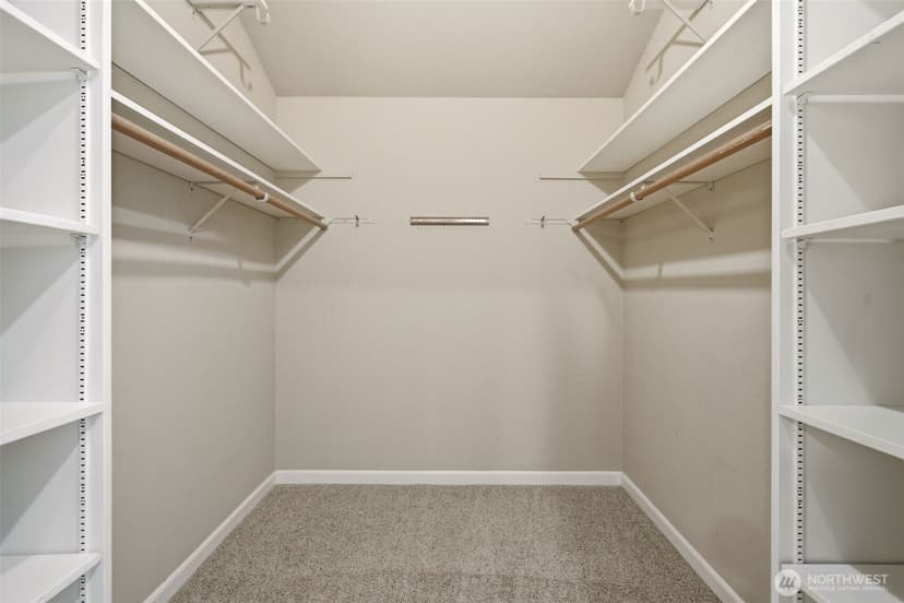 Property photo for 8626 NE 26th Place, Clyde Hill photo 17