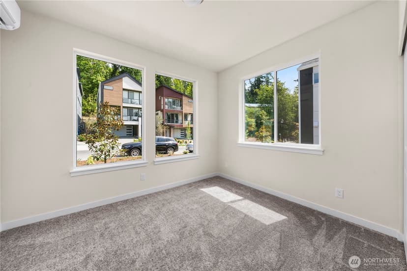 Property photo for 4163 Aberdeen Way NE, Renton photo 13