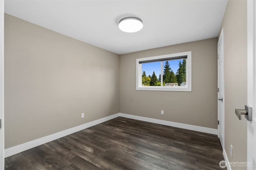 Property photo for 5330 158th Place SW, Edmonds photo 22